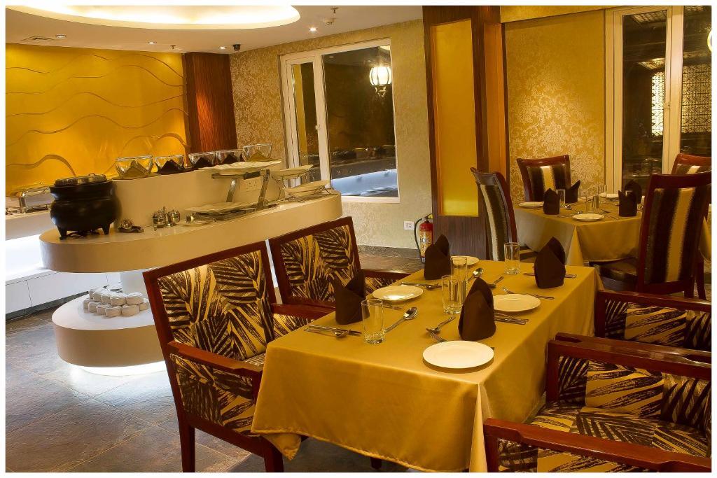 Hotel Regent Grand New Delhi Exterior foto
