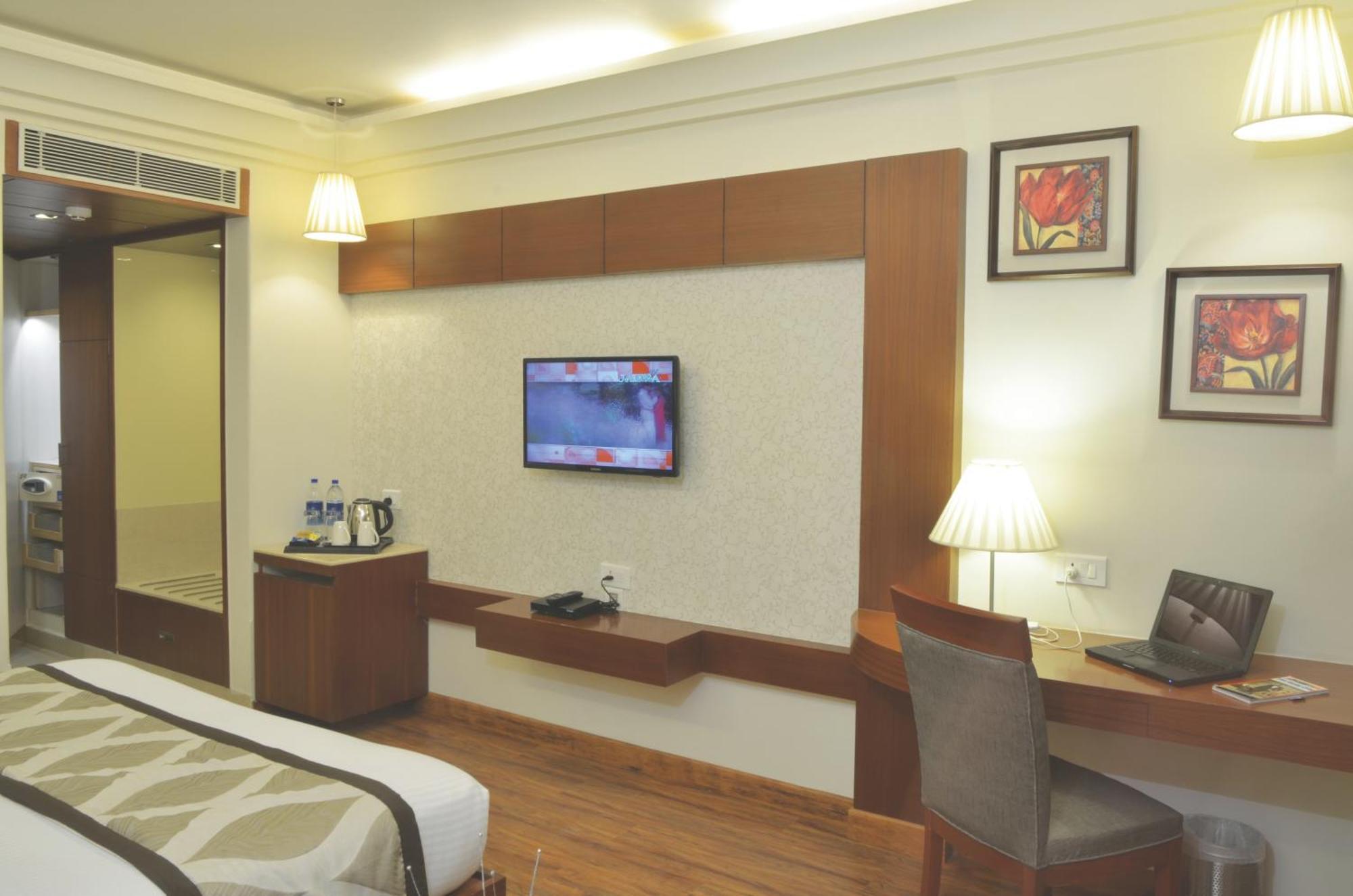 Hotel Regent Grand New Delhi Exterior foto