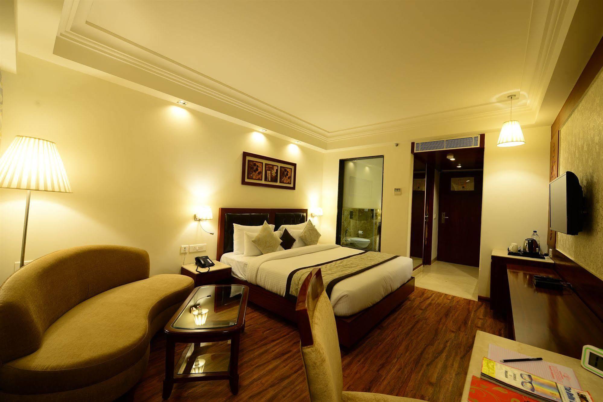 Hotel Regent Grand New Delhi Exterior foto